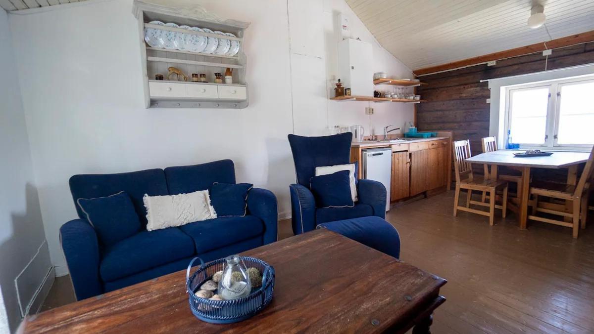 Real Fisherman'S Cabins In Ballstad, Lofoten Экстерьер фото